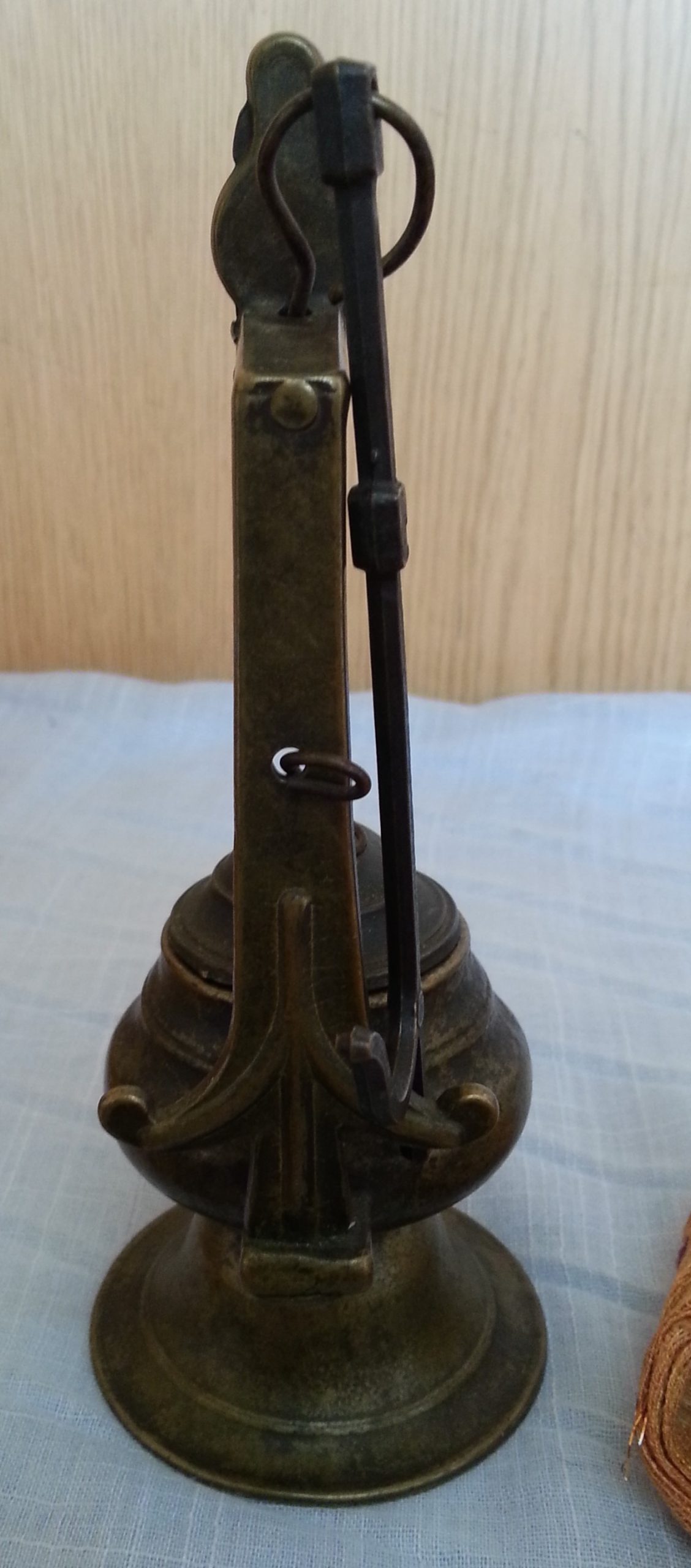 lamparilla-de-aceite-antigua-lucerna-en-bronce-para-colgar-5.jpg