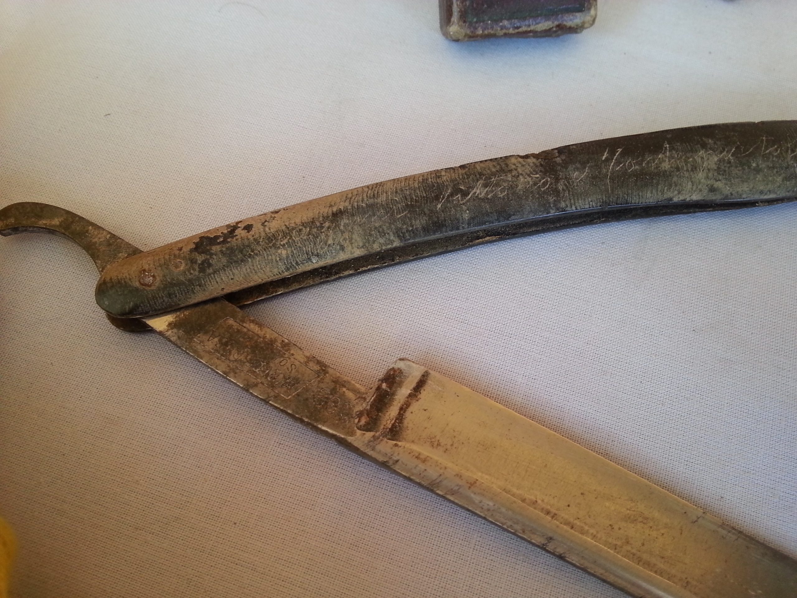 maquinilla-corte-de-pelo-y-navaja-piezas-antiguas-de-barbero-old-hairdressing-machines-1.jpg