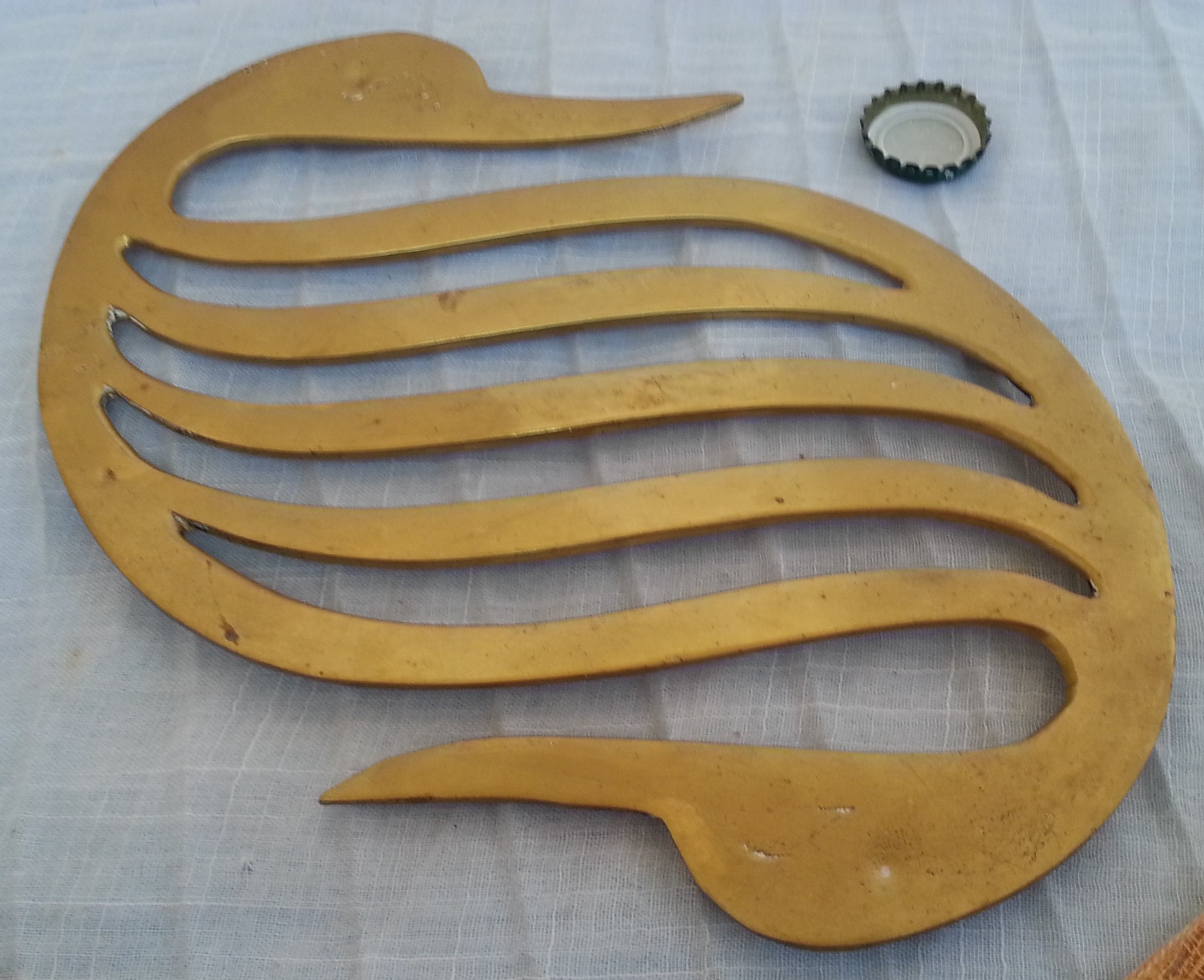 salva-manteles-en-bronce-anos-70-buena-calidad.jpg