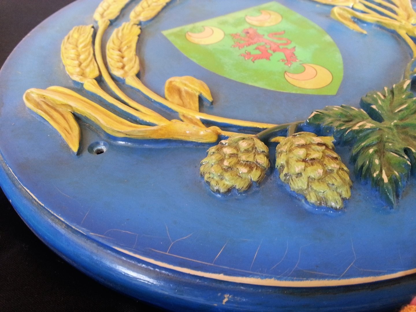 viejo-grifo-de-cerveza-lujo-oro-de-coleccion-2.jpg