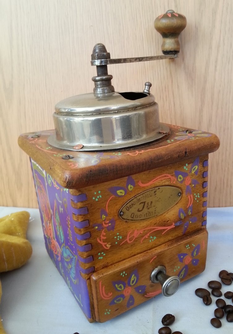 viejo-molinillo-de-cafe-anos-70-decoracion-vintage-preciosa-pieza-old-coffee-mill-7.jpg