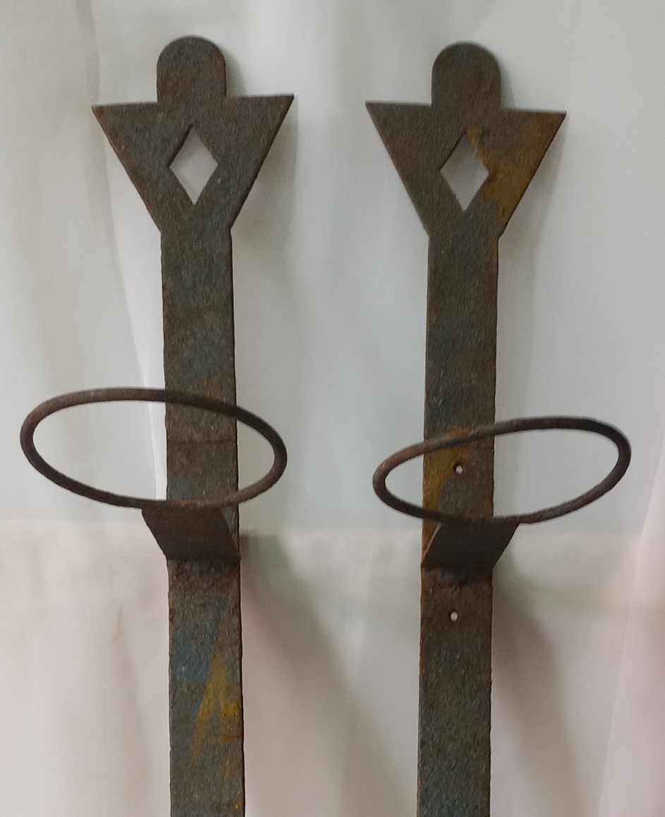 apliques-en-hierro-rusticos-pareja-estilo-medieval-antorcheros-2.jpg