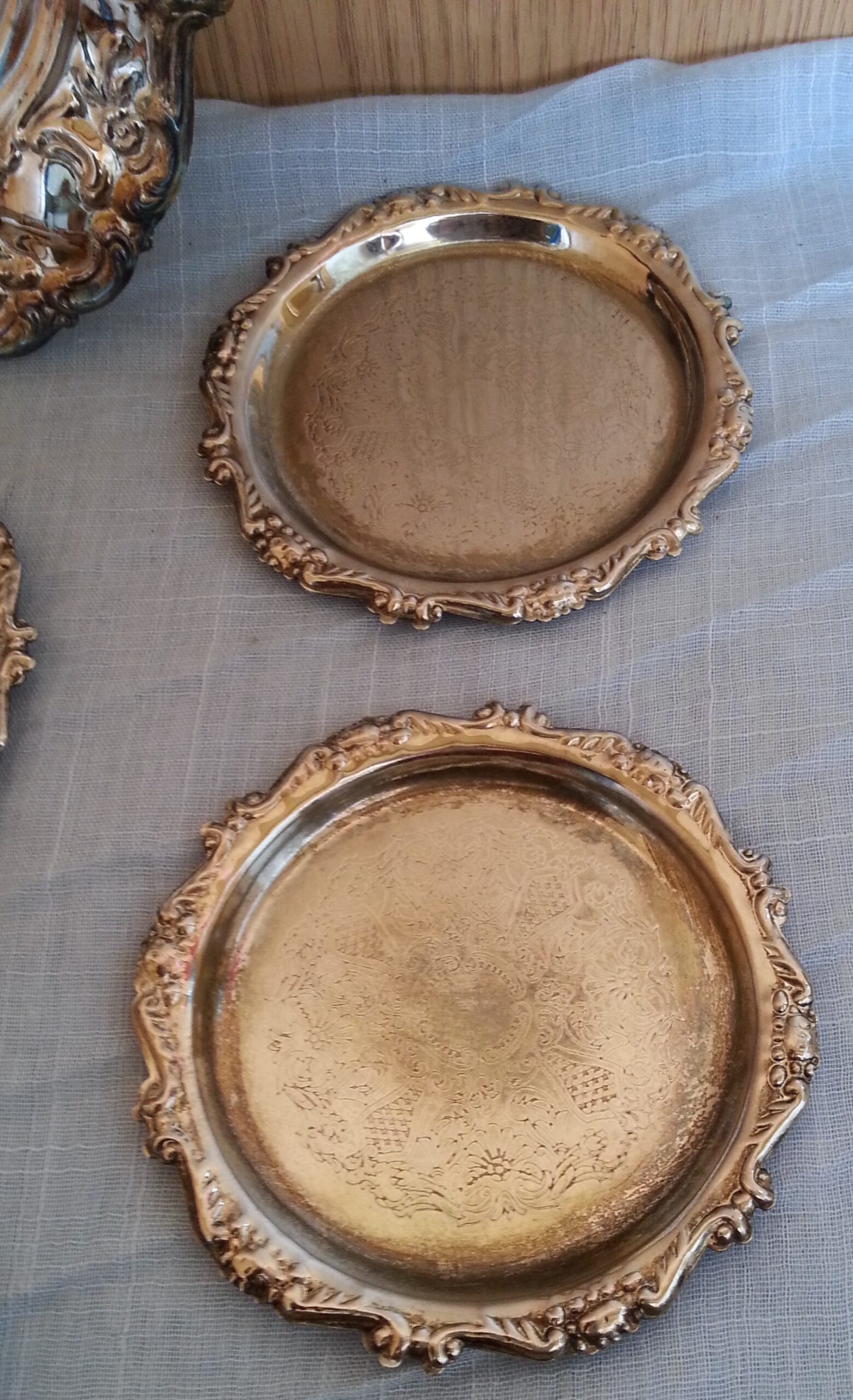 bandejas-en-metal-conjunto-de-7-piezas-2.jpg