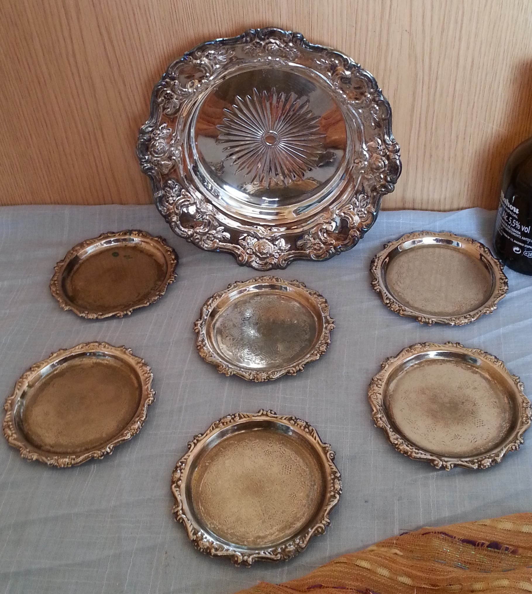 bandejas-en-metal-conjunto-de-7-piezas.jpg