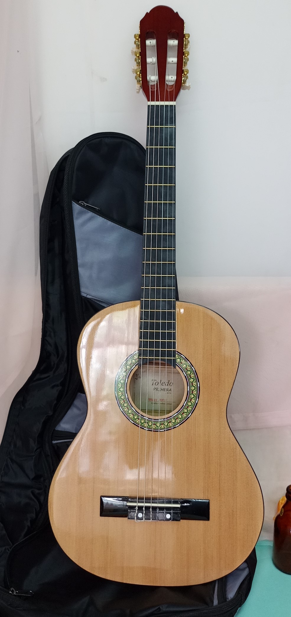 guitarra-clasica-espanola-actual-funda-incluida-34-tamano.jpg