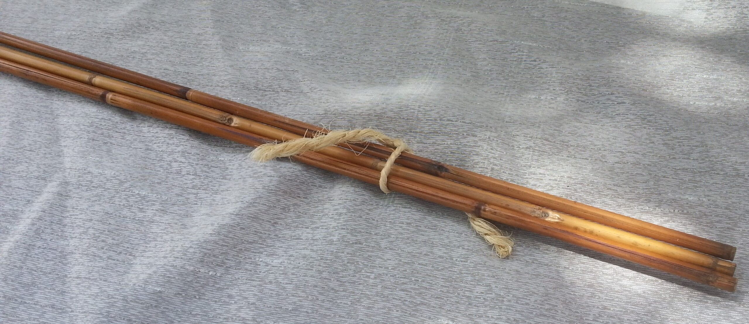 lanzas-artesanales-origen-papua-nueva-guinea3-unidades-magnificas-4.jpg