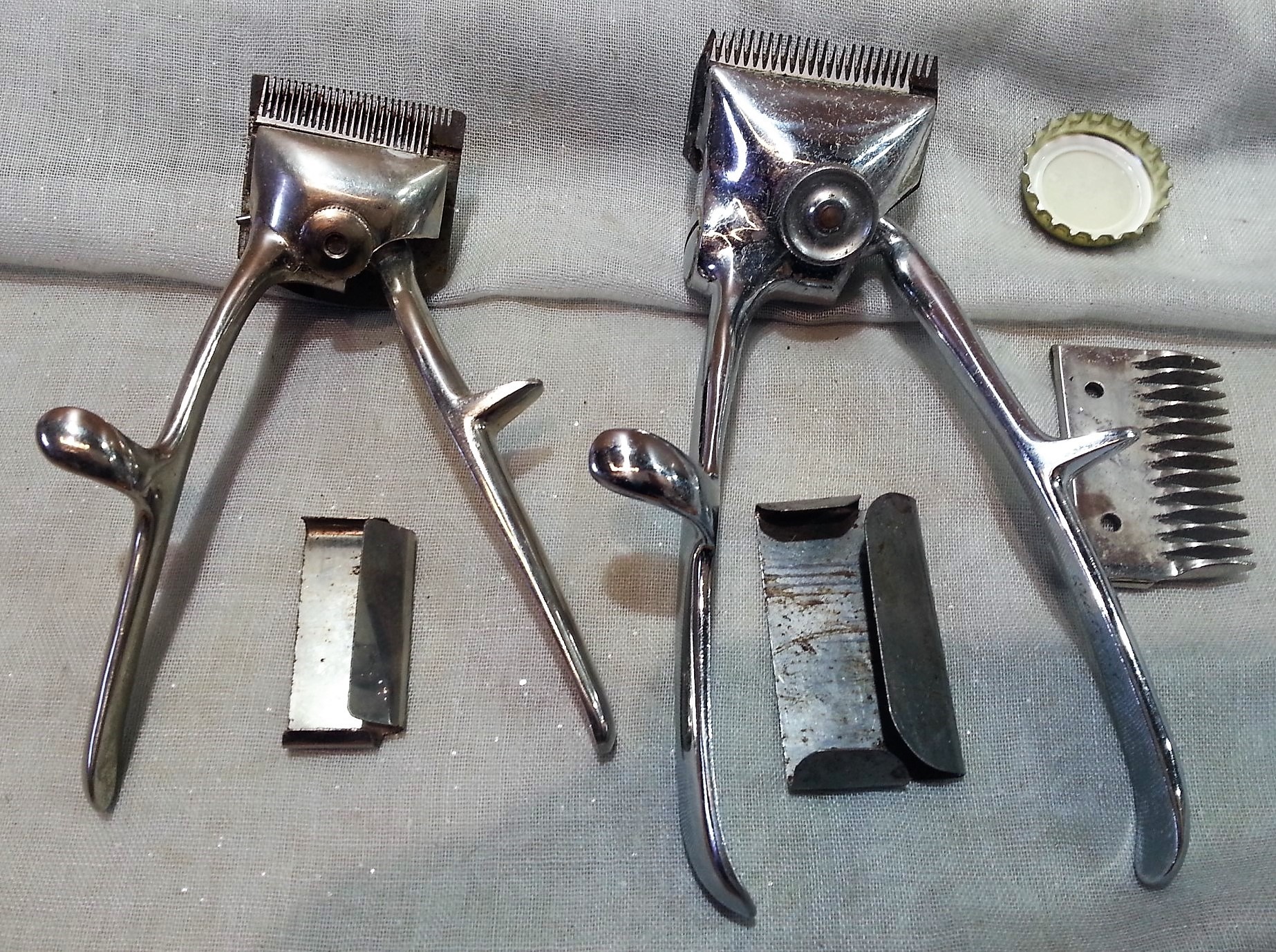 maquinillas-corte-de-pelopiezas-antiguas-de-barbero-2-uds-1.jpg