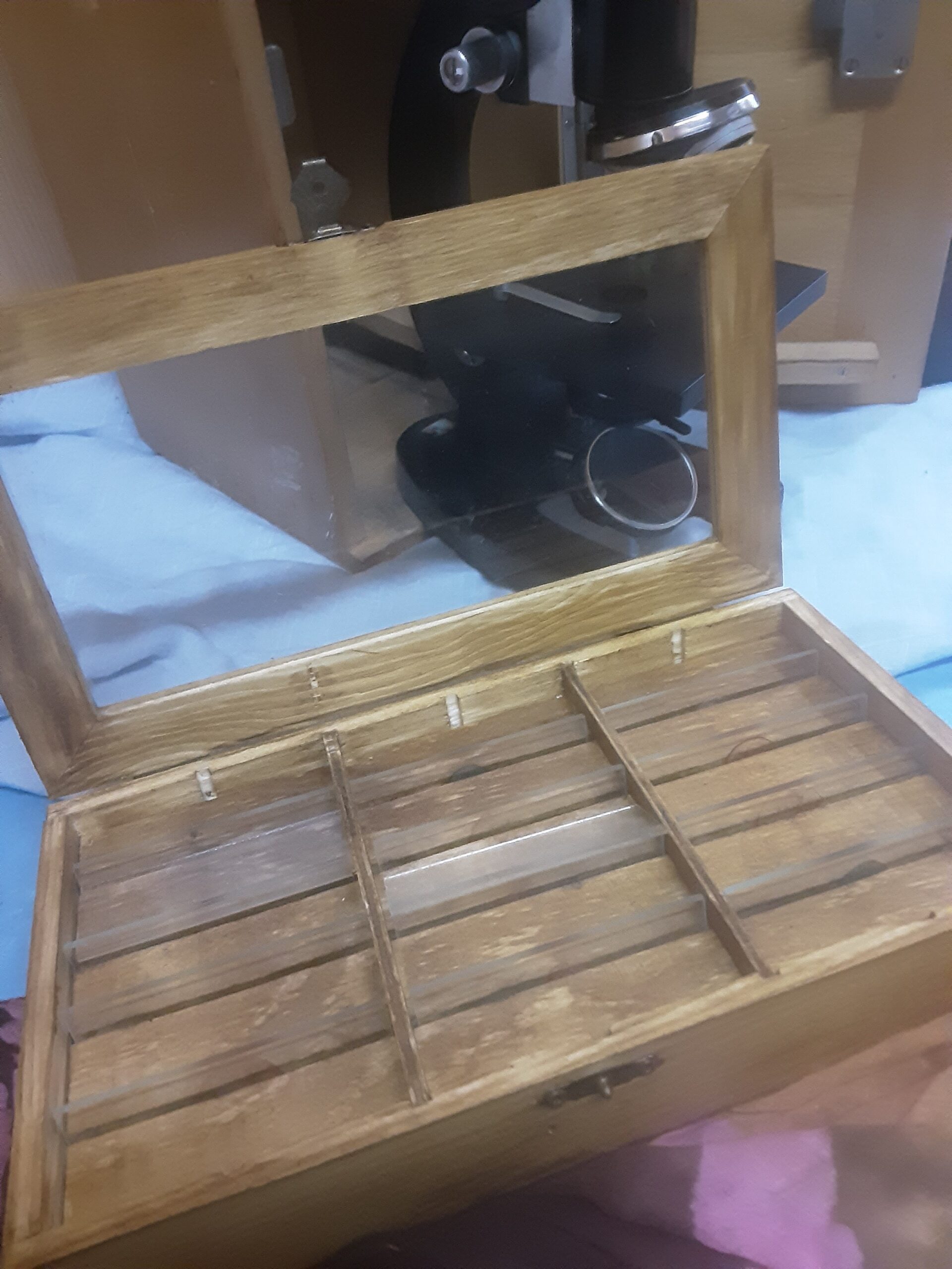 microscopio-anos-60-caja-original-origen-holandes-incluye-accesorios-5.jpg